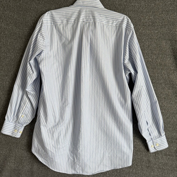 Kirkland Signature Men Light Blue Pinstripe Button Down Shirt Sz M - Picture 2 of 8